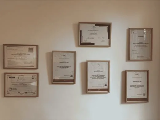 Lo studio — tavolo di lavoro